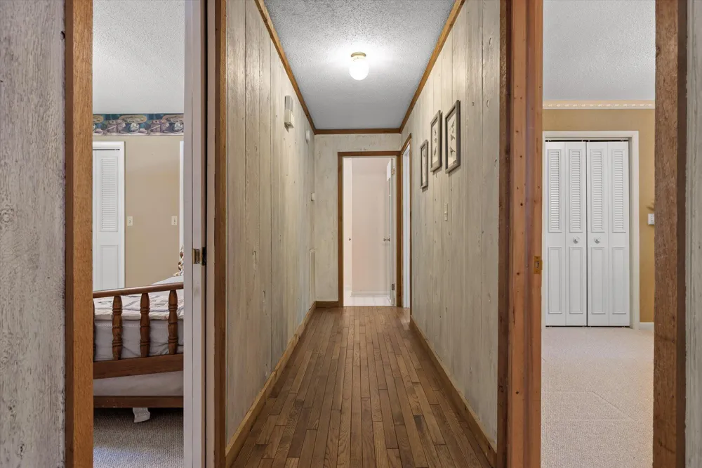 2558 Boston Branch Circle Signal Mountain, TN 37377
