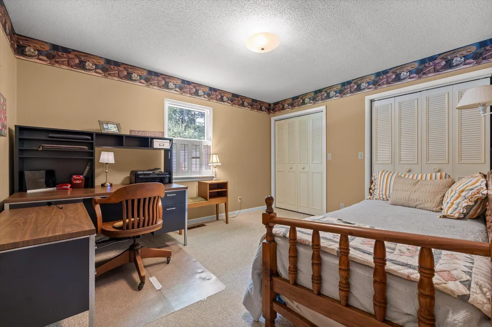 2558 Boston Branch Circle Signal Mountain, TN 37377