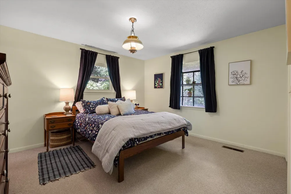 2558 Boston Branch Circle Signal Mountain, TN 37377