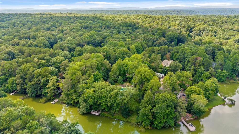 2558 Boston Branch Circle Signal Mountain, TN 37377