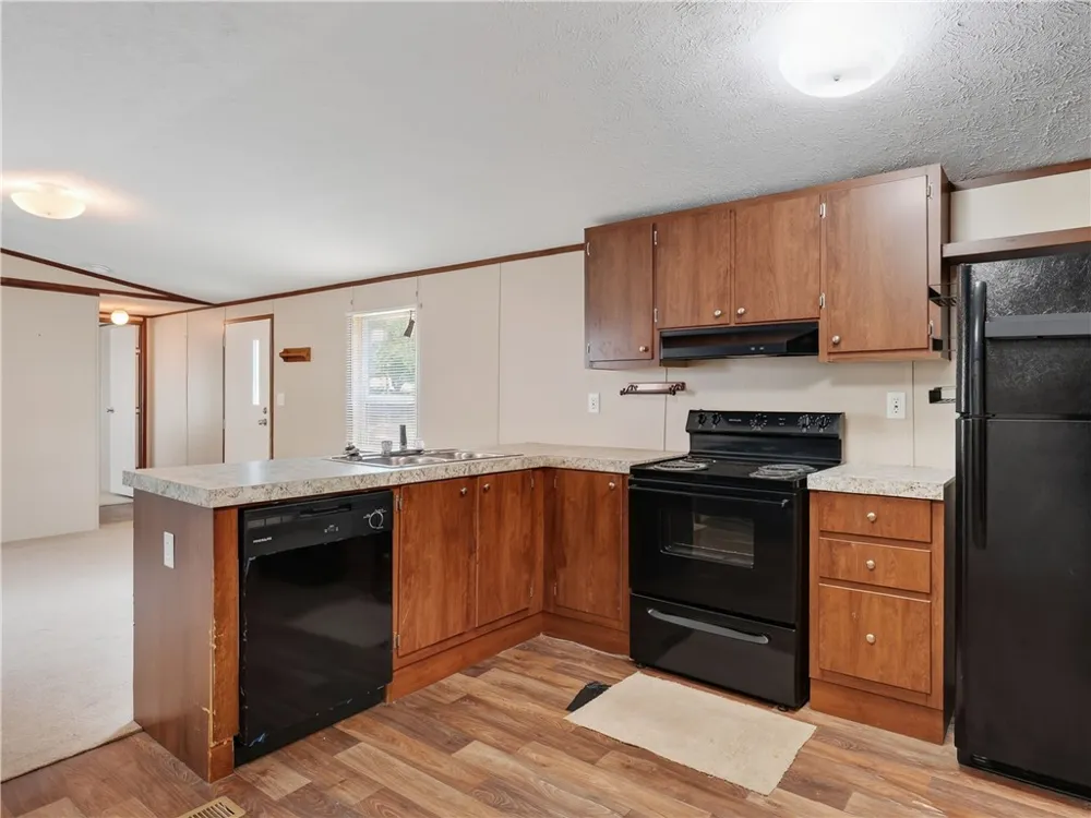 907 10th Street Fulton, TX 78358