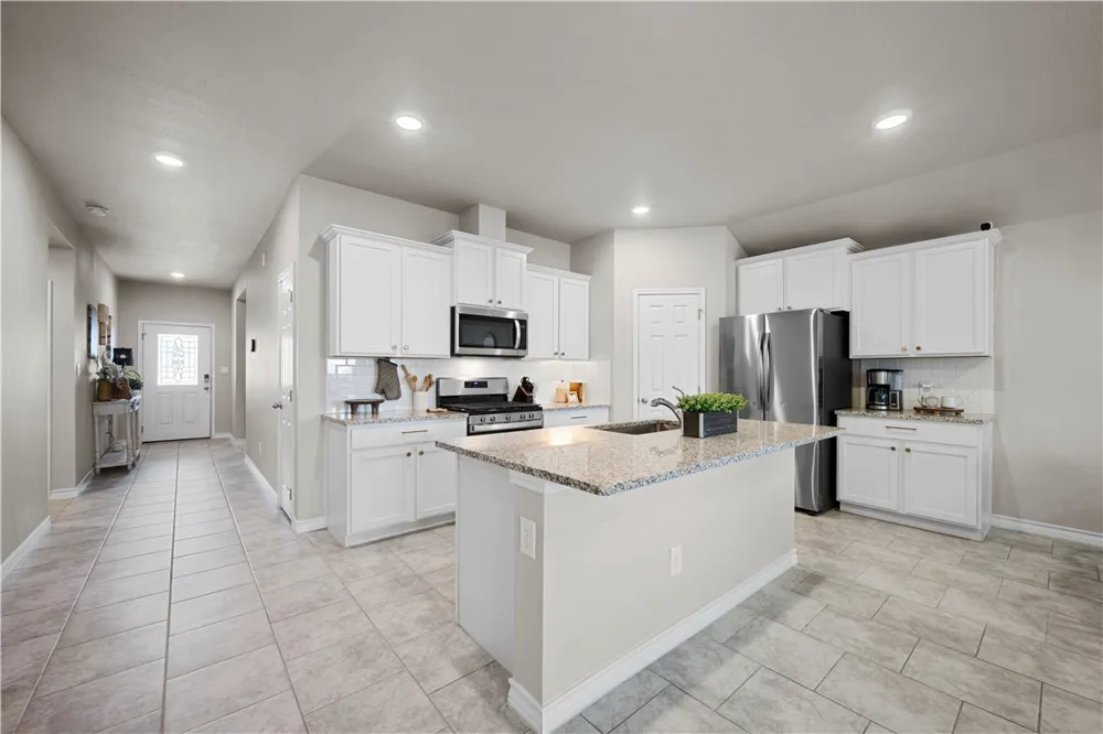 121 Antigua Drive Rockport, TX 78382