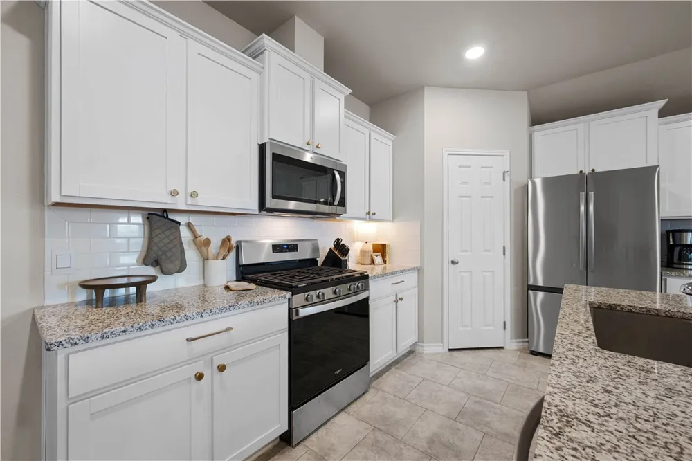121 Antigua Drive Rockport, TX 78382