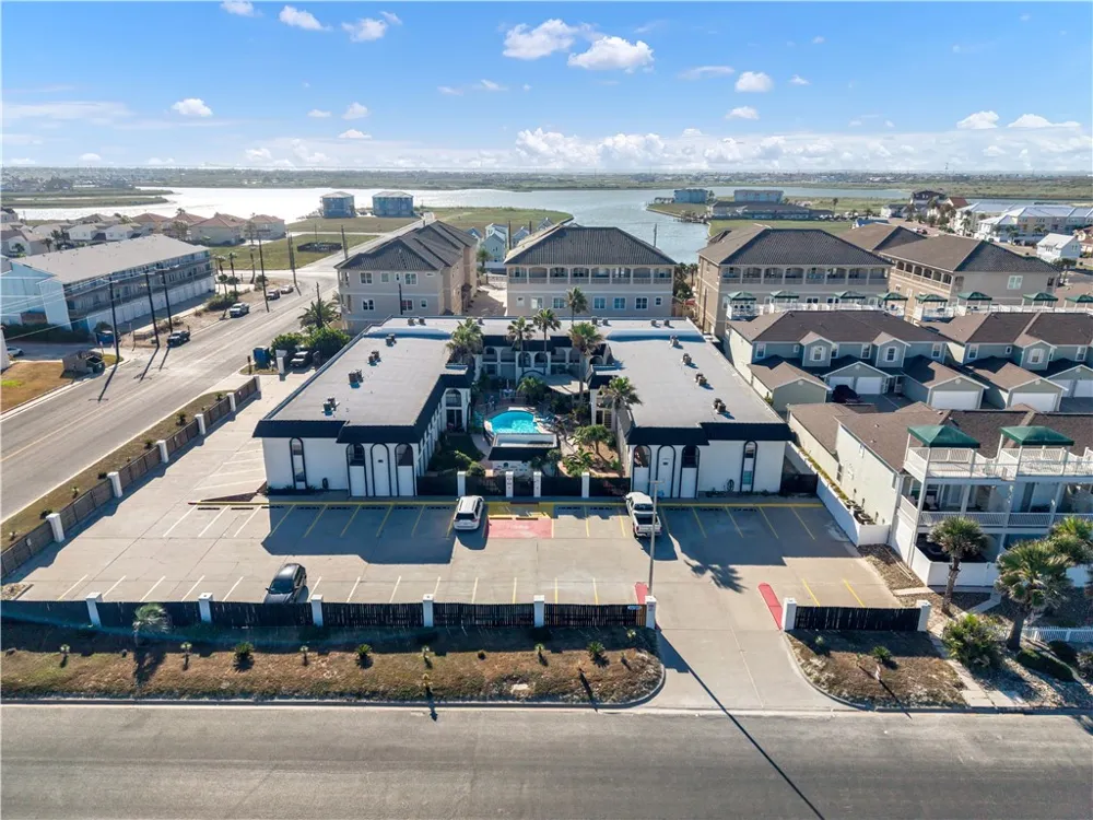 14921 Windward Drive #211 Corpus Christi, TX 78418
