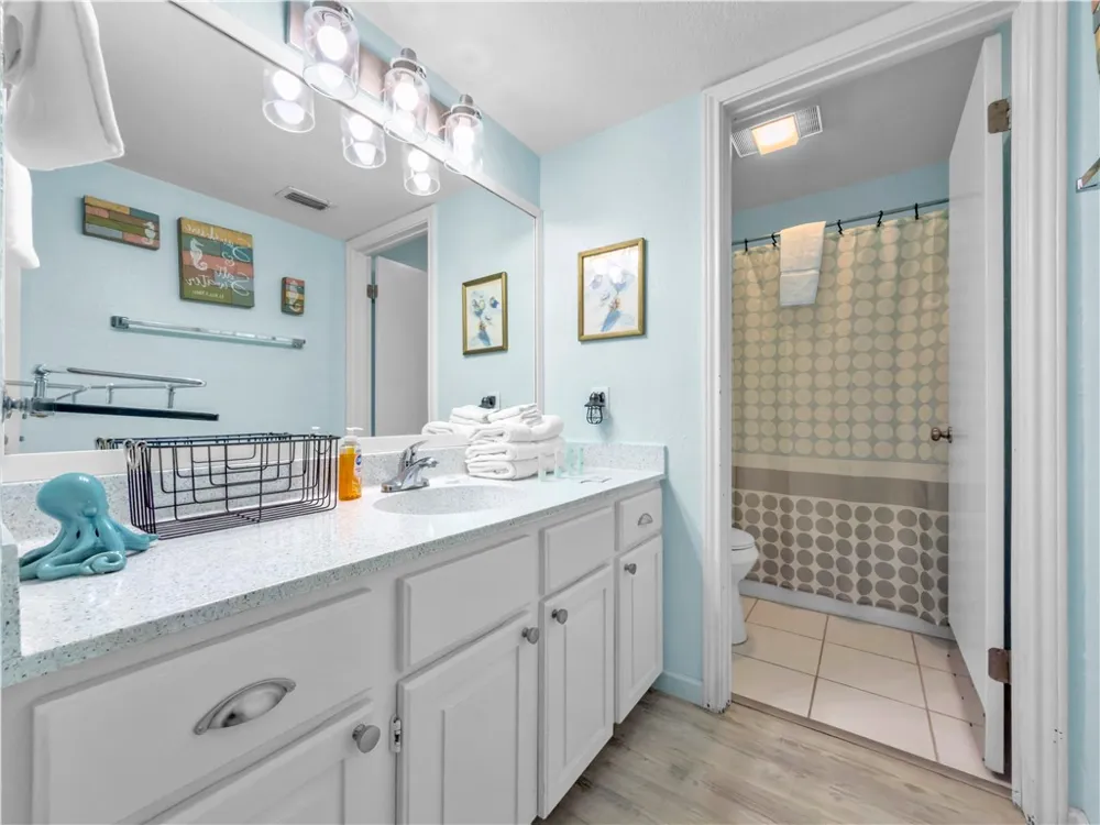 14921 Windward Drive #211 Corpus Christi, TX 78418