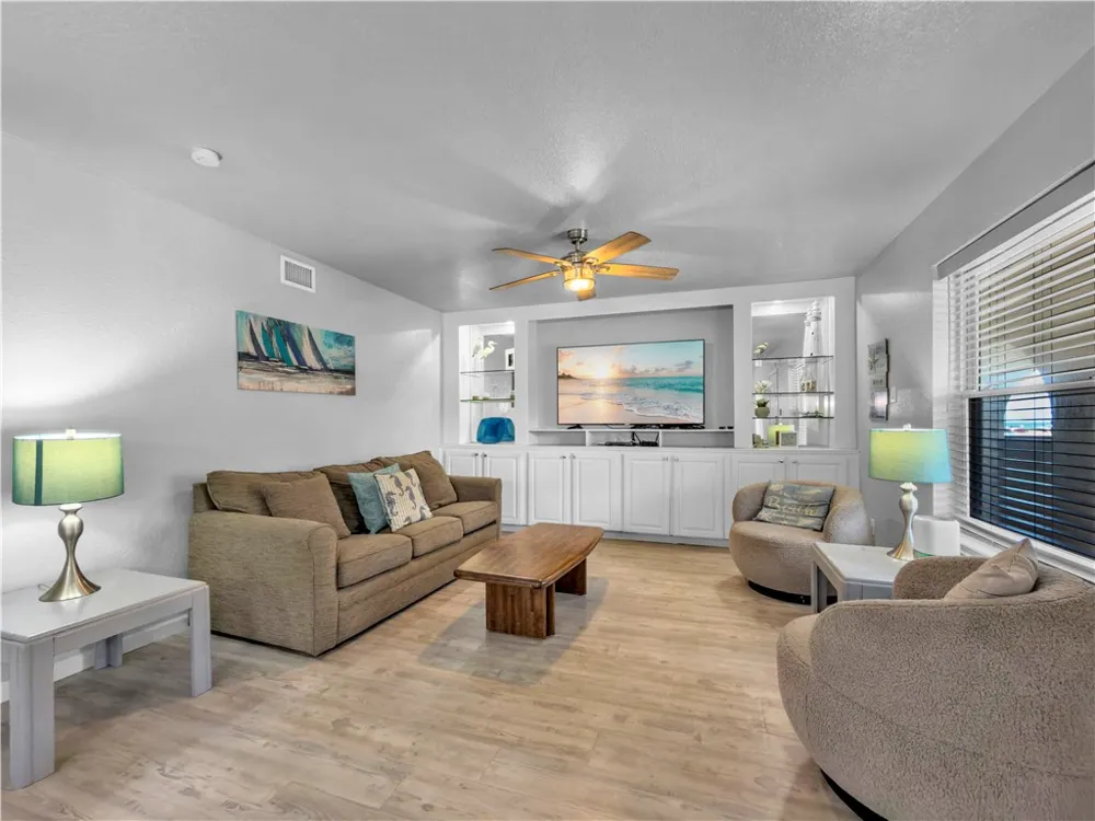 14921 Windward Drive #211 Corpus Christi, TX 78418
