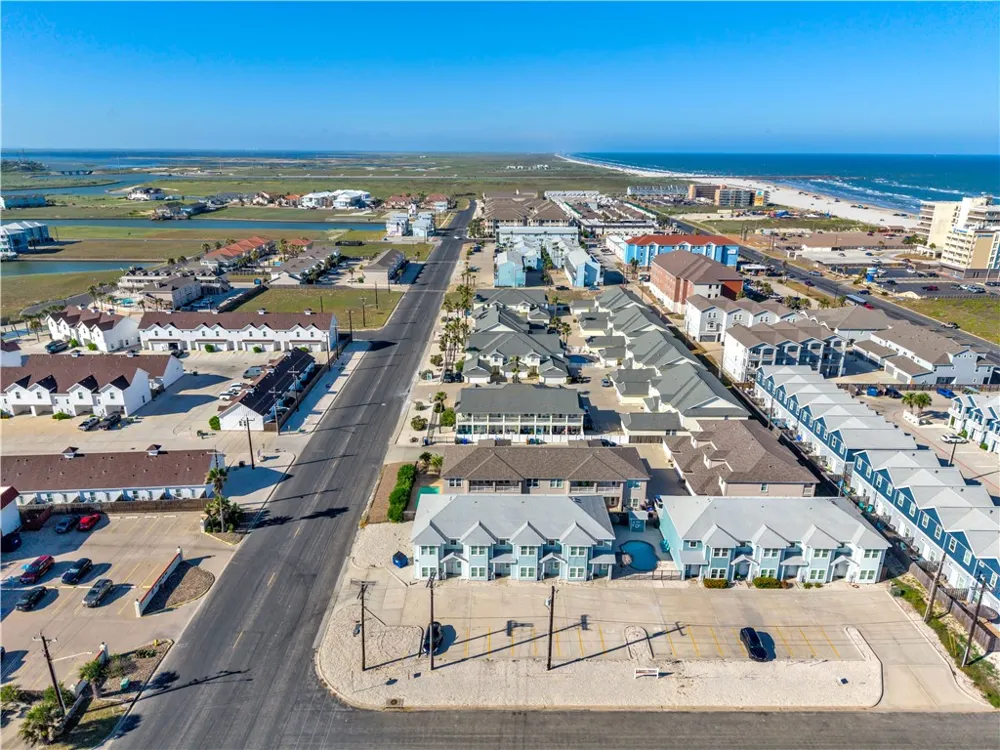 14806 Robla Drive Corpus Christi, TX 78418