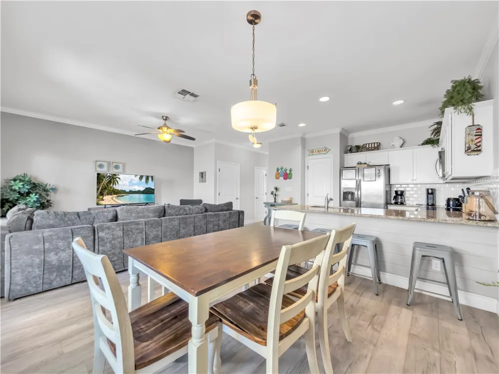 14806 Robla Drive Corpus Christi, TX 78418
