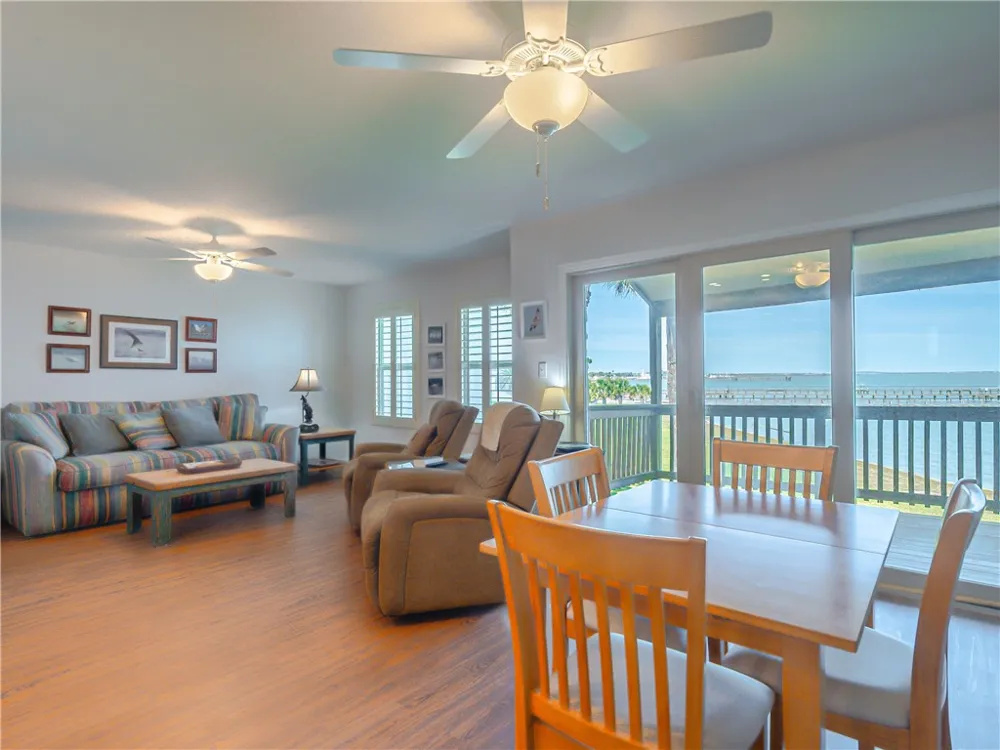 620 S Fulton Beach #708 Rockport, TX 78382