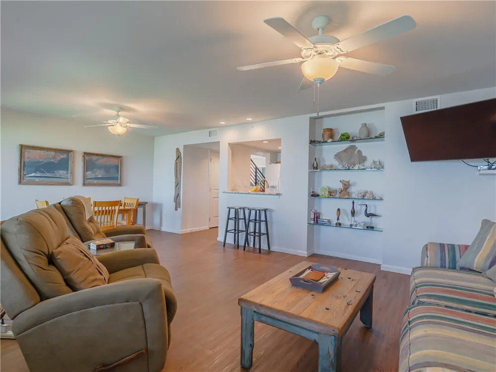 620 S Fulton Beach #708 Rockport, TX 78382