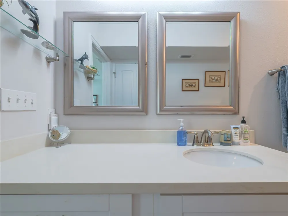 620 S Fulton Beach #708 Rockport, TX 78382