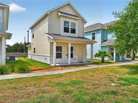 140 Lavaca Circle
