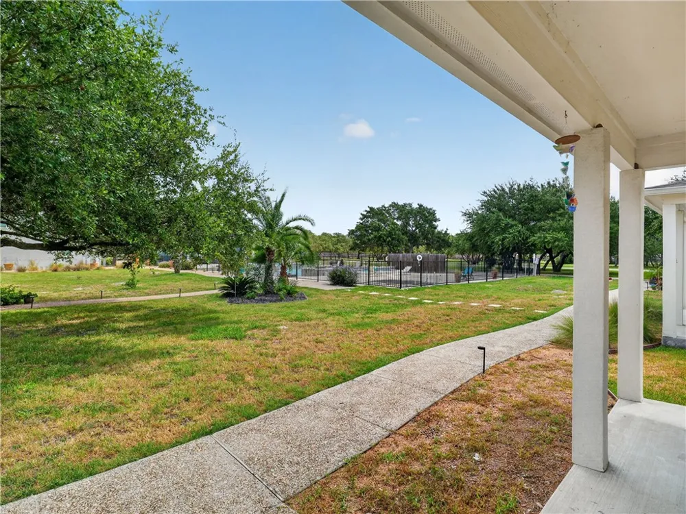 140 Lavaca Circle Rockport, TX 78382