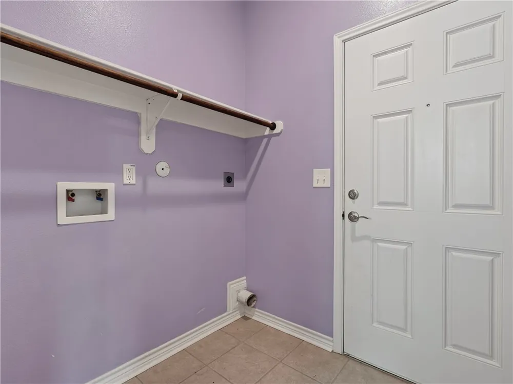 140 Lavaca Circle Rockport, TX 78382