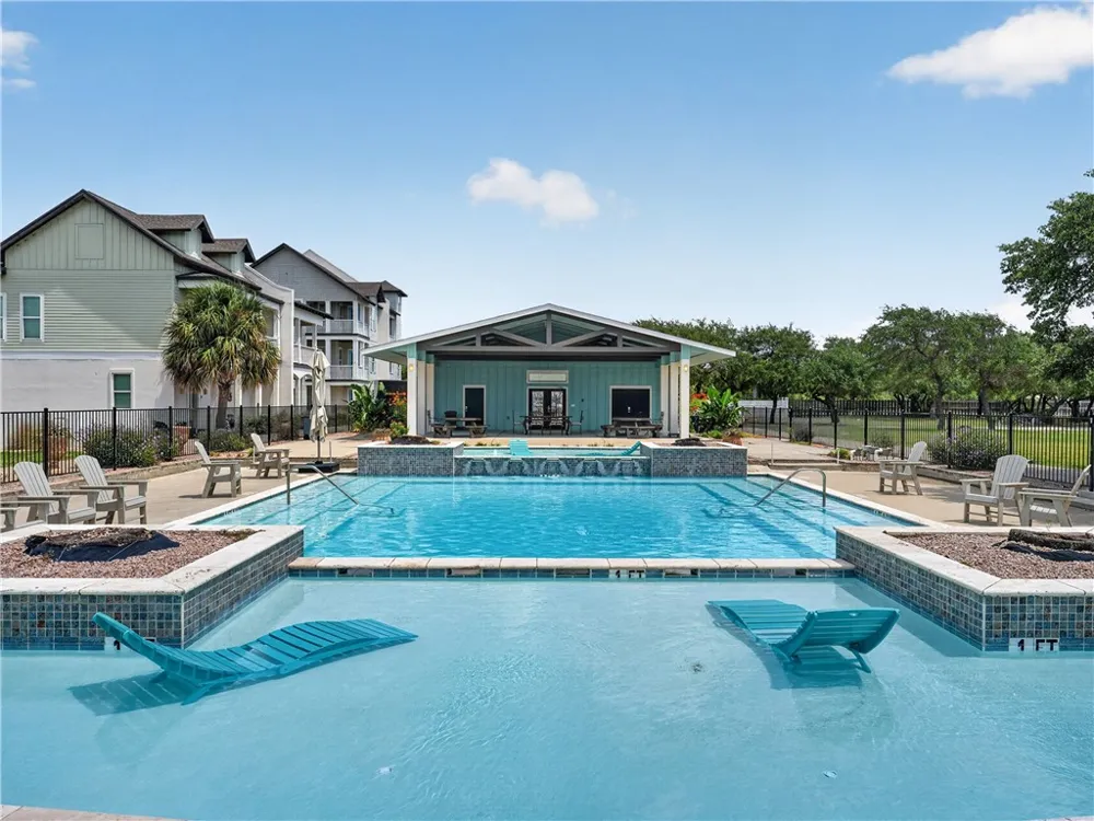 140 Lavaca Circle Rockport, TX 78382