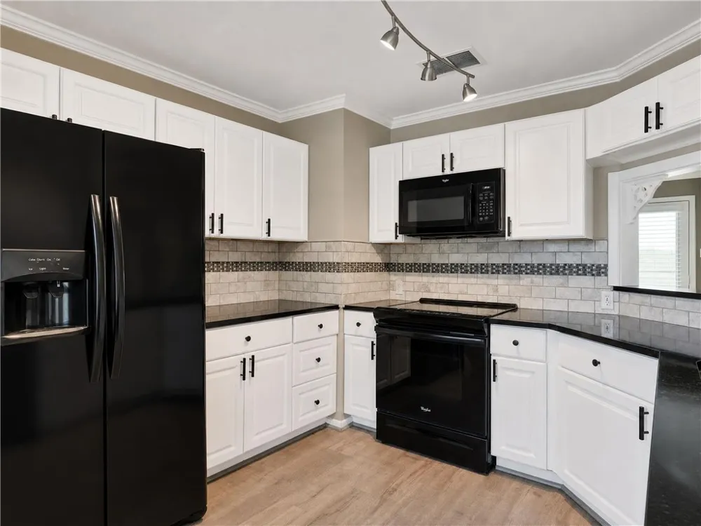 302 Saint Andrews Street #F202 Rockport, TX 78382