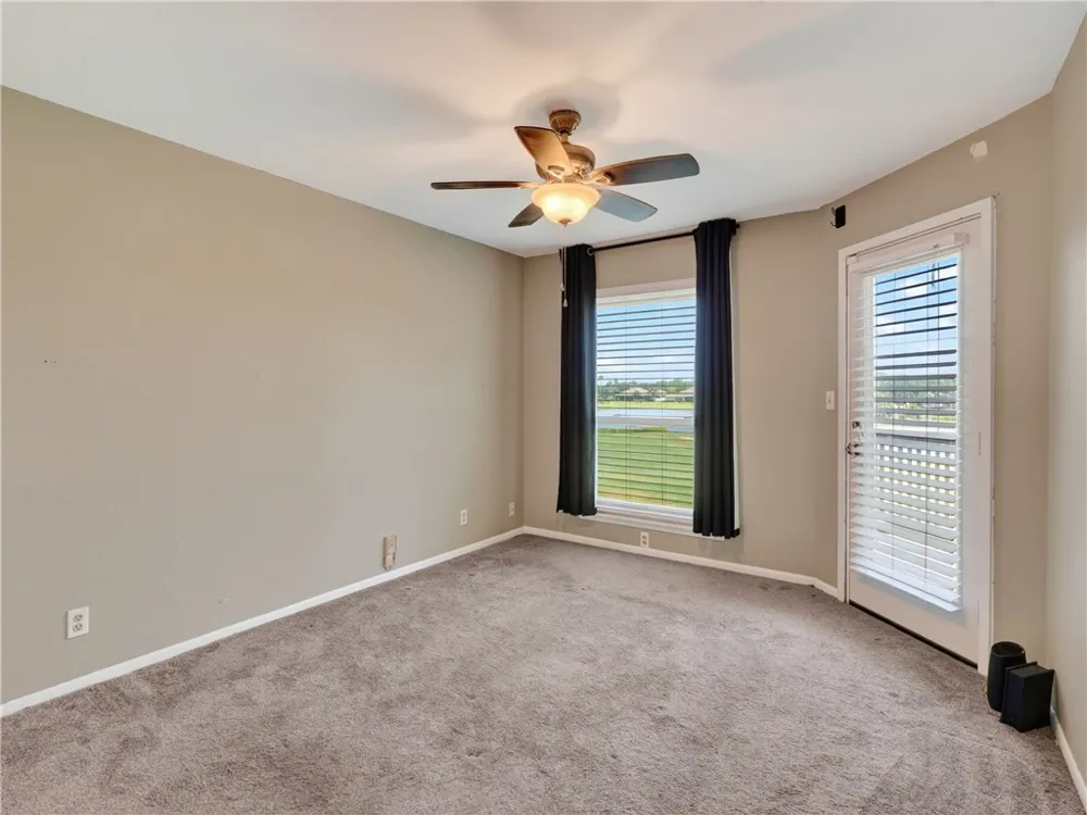 302 Saint Andrews Street #F202 Rockport, TX 78382
