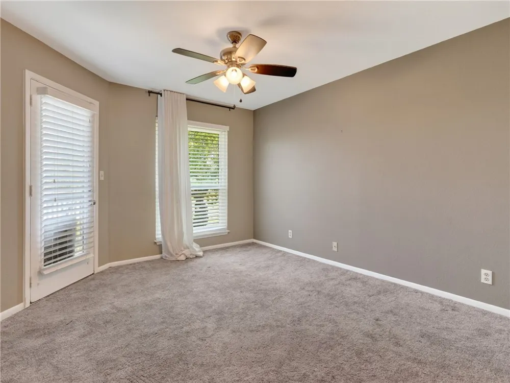 302 Saint Andrews Street #F202 Rockport, TX 78382