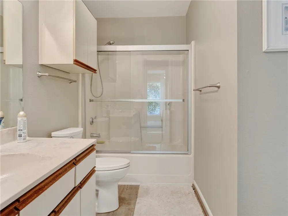 302 Saint Andrews Street #F202 Rockport, TX 78382