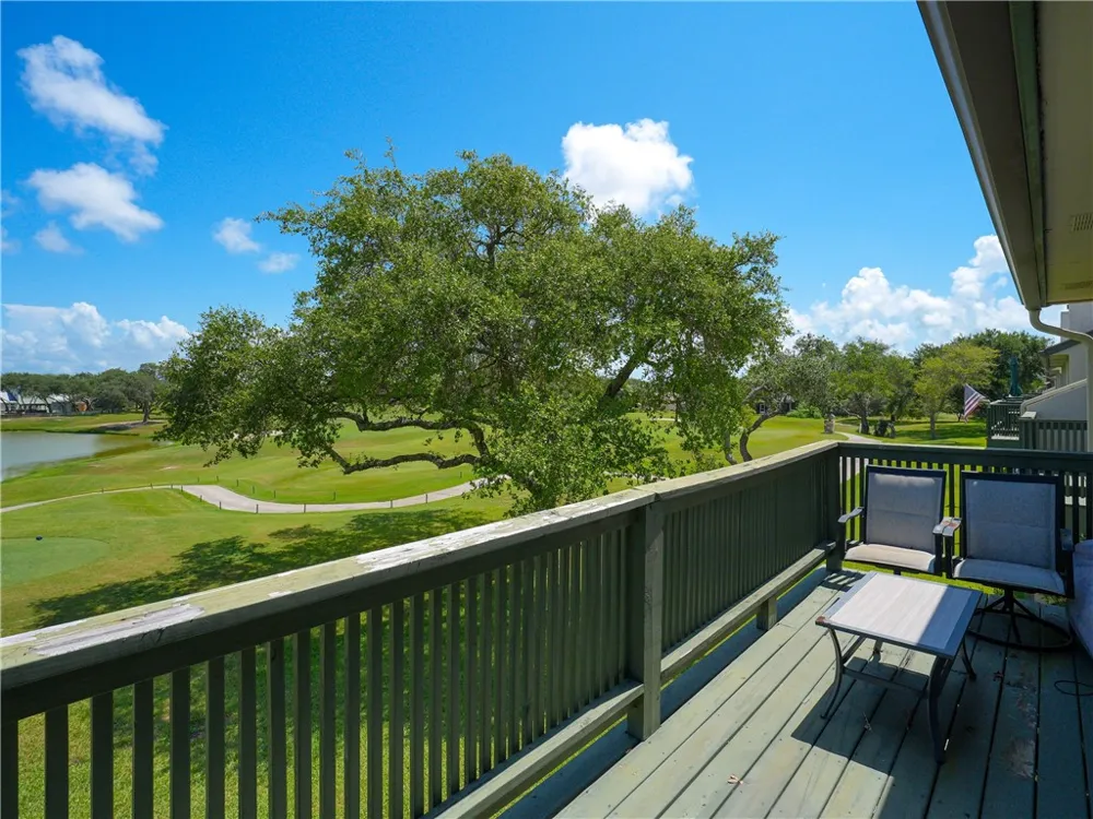 302 Saint Andrews Street #F202 Rockport, TX 78382