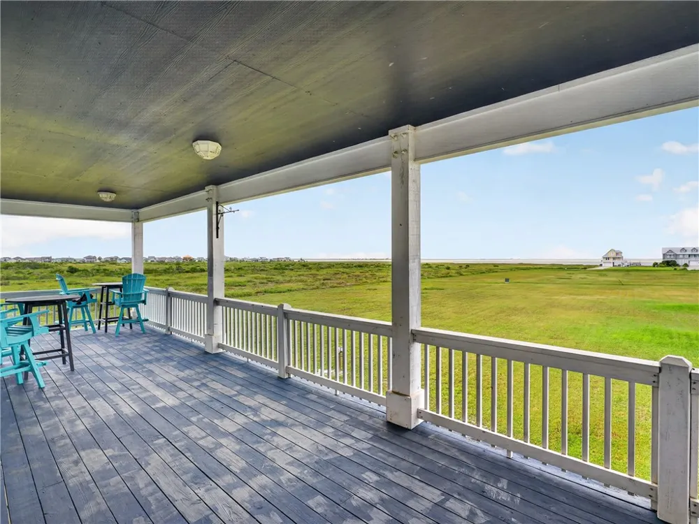 1504 Cape Velero Drive Rockport, TX 78382