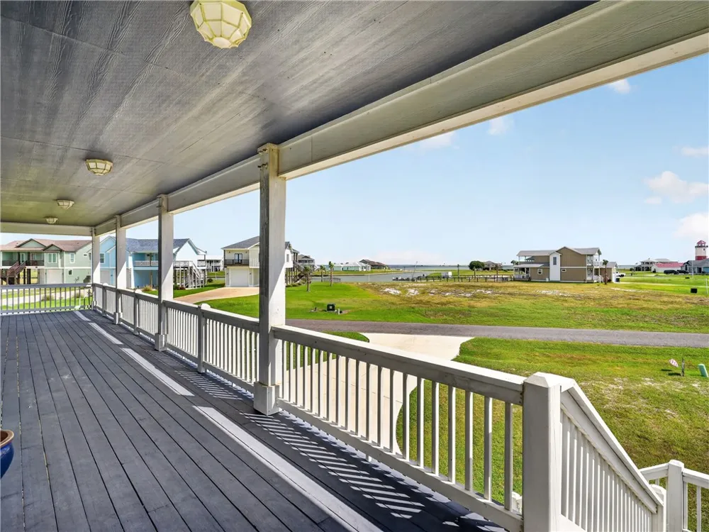 1504 Cape Velero Drive Rockport, TX 78382