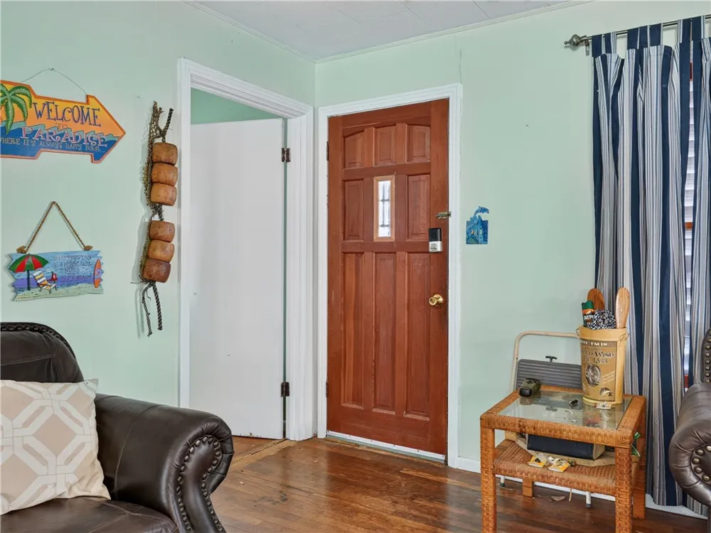 109 Palm Street Rockport, TX 78382