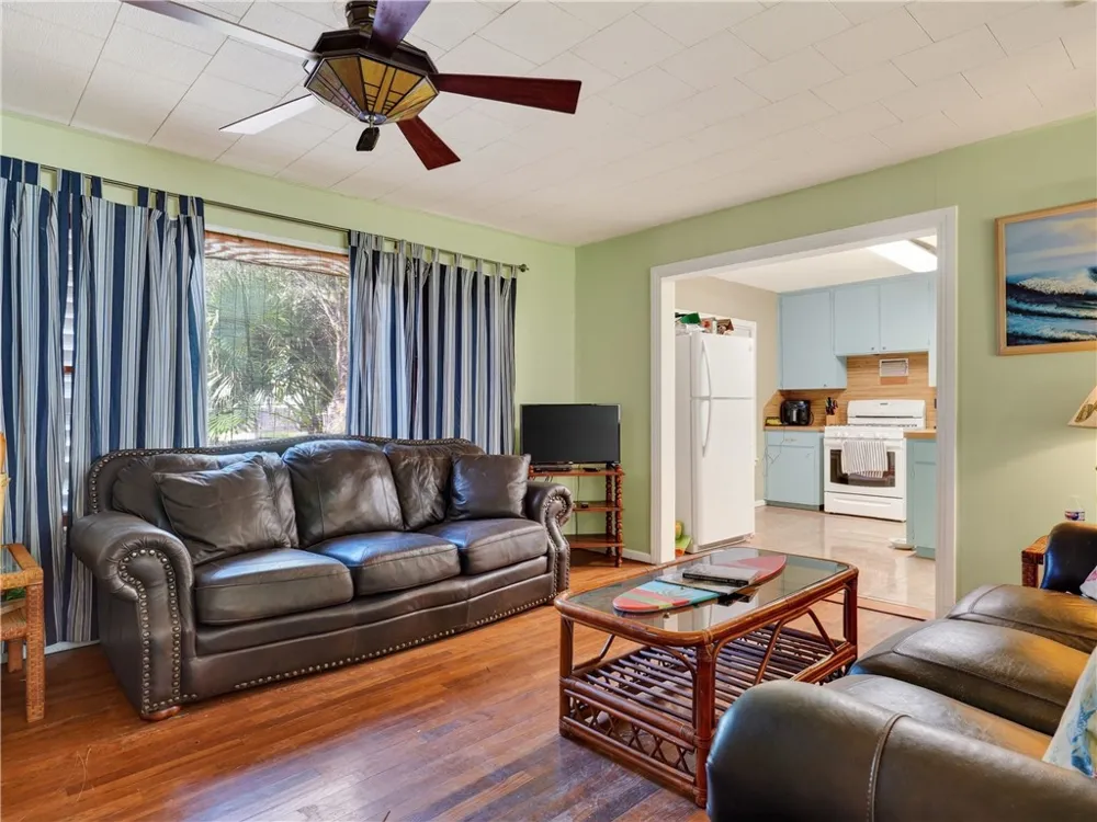 109 Palm Street Rockport, TX 78382