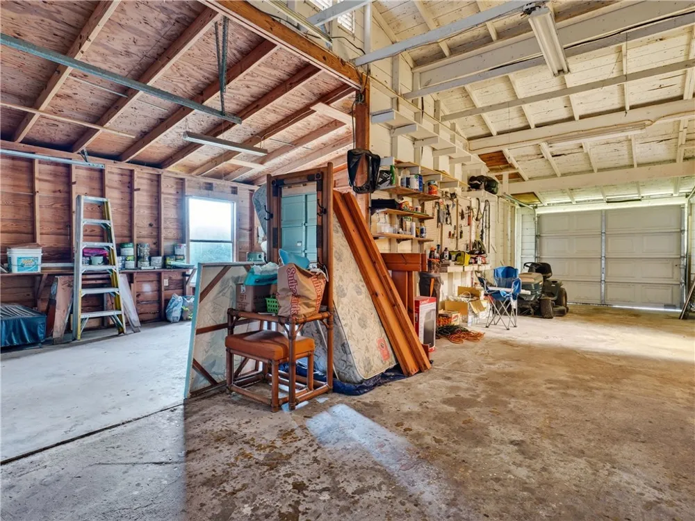 109 Palm Street Rockport, TX 78382