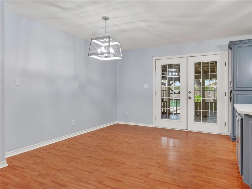 106 El Cid Drive Rockport, TX 78382