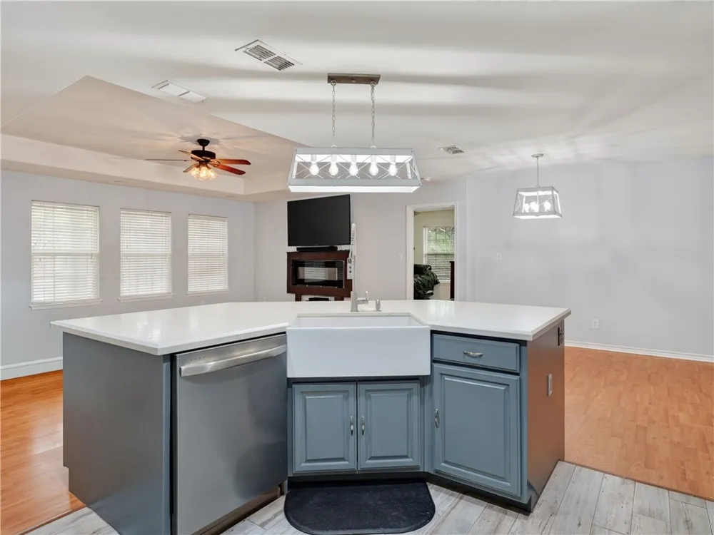 106 El Cid Drive Rockport, TX 78382