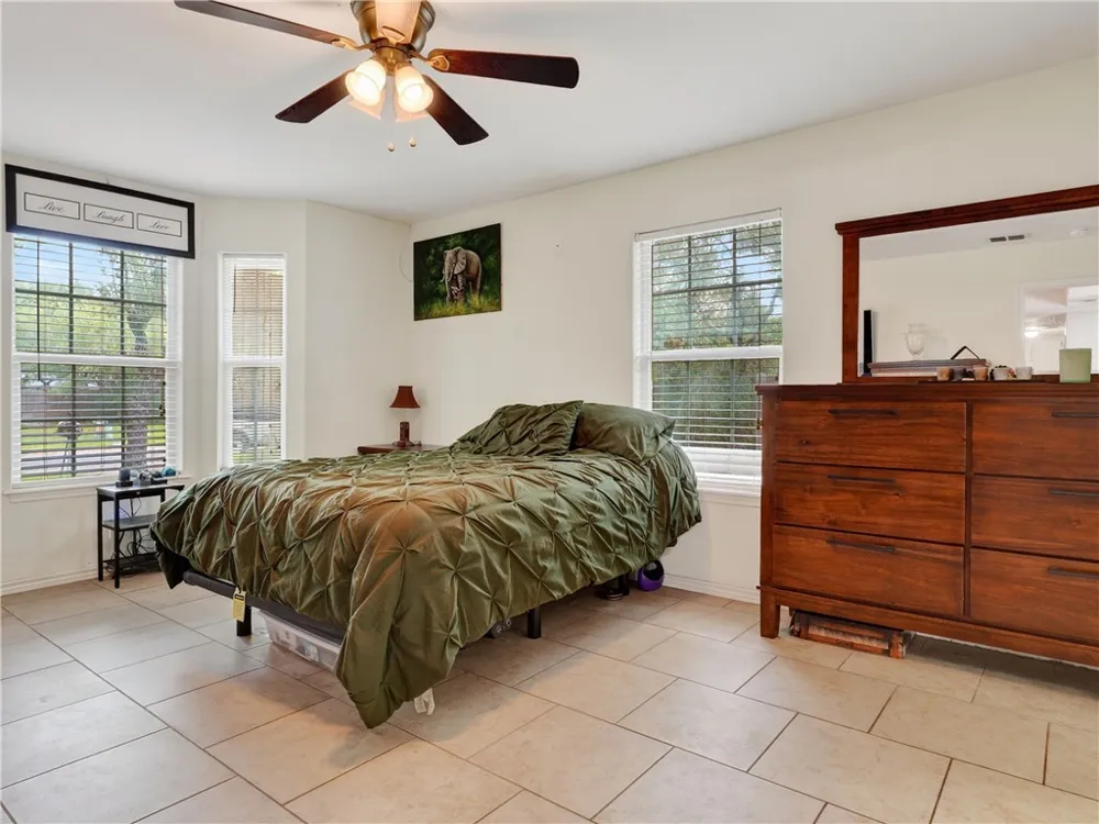106 El Cid Drive Rockport, TX 78382