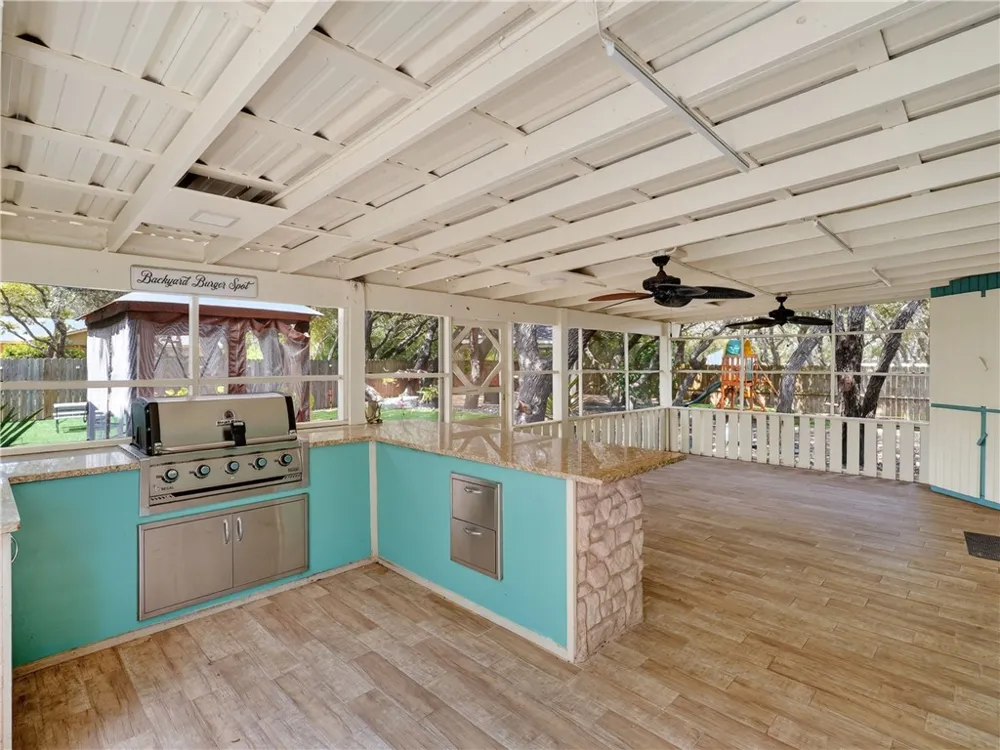 106 El Cid Drive Rockport, TX 78382