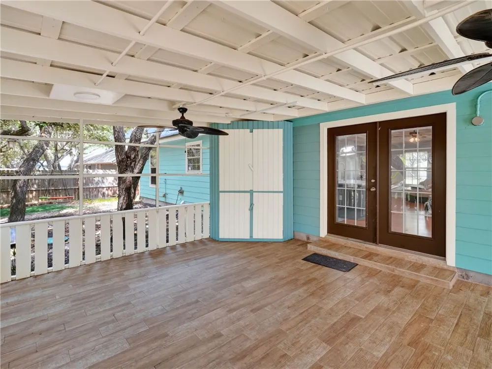 106 El Cid Drive Rockport, TX 78382