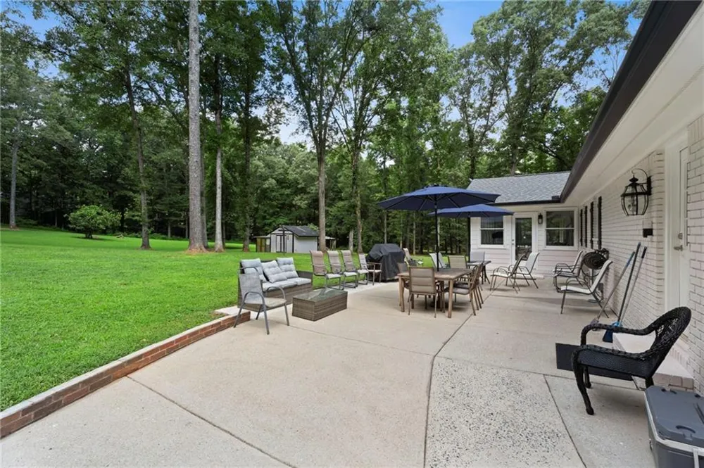8890 Rum Ridge Drive Jonesboro, GA 30236