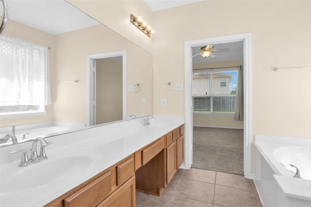 8927 Headstall Drive Tomball, TX 77375