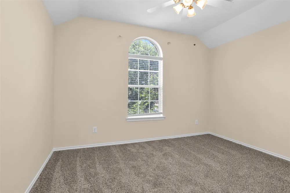 8927 Headstall Drive Tomball, TX 77375