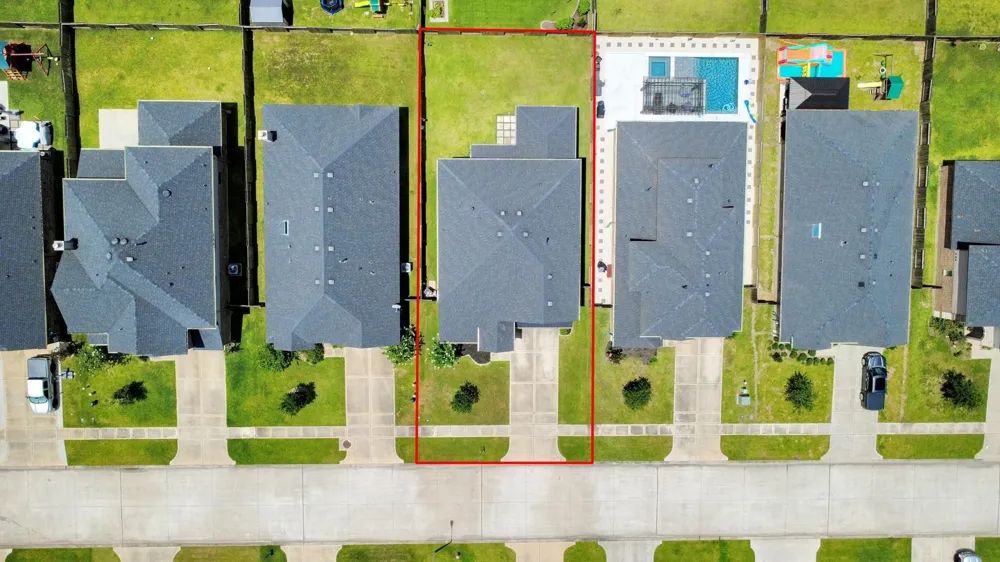 1567 Harvest Vine Court Friendswood, TX 77546