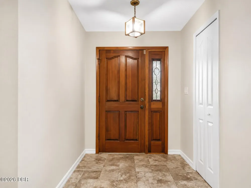 317 Oak Fern Circle Ormond Beach, FL 32174