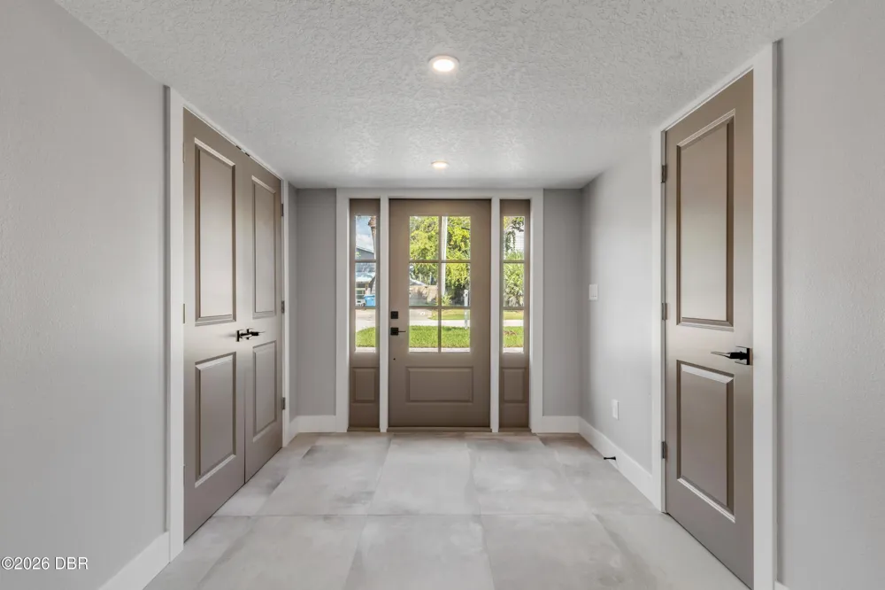 830 Eel Avenue New Smyrna Beach, FL 32169