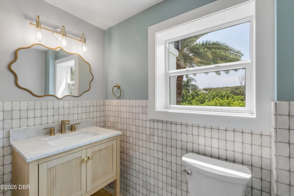 830 Eel Avenue New Smyrna Beach, FL 32169