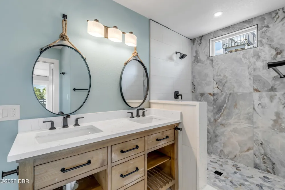 830 Eel Avenue New Smyrna Beach, FL 32169