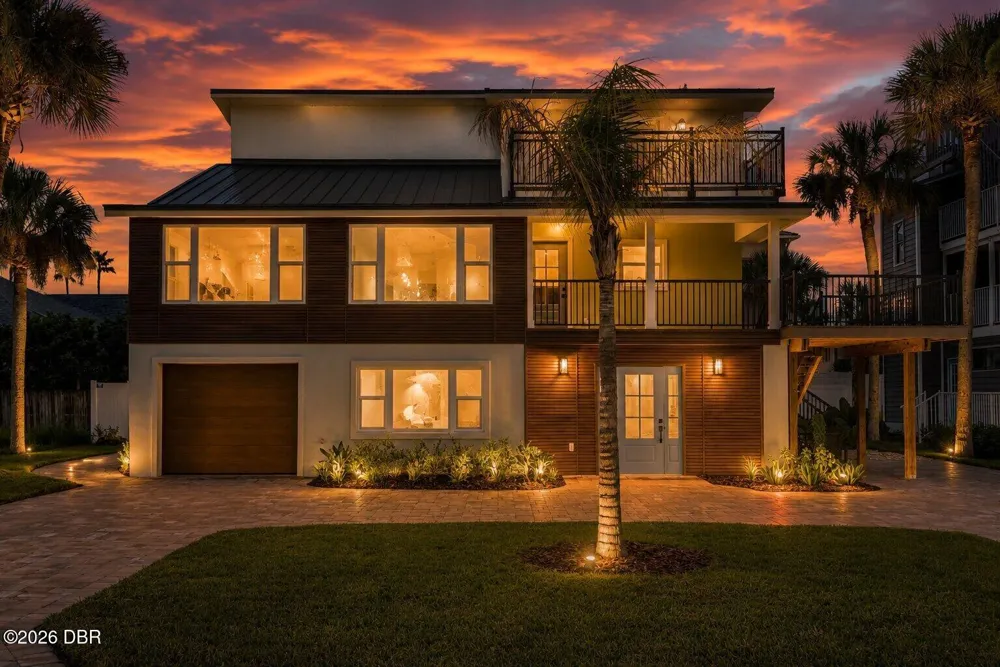 830 Eel Avenue New Smyrna Beach, FL 32169