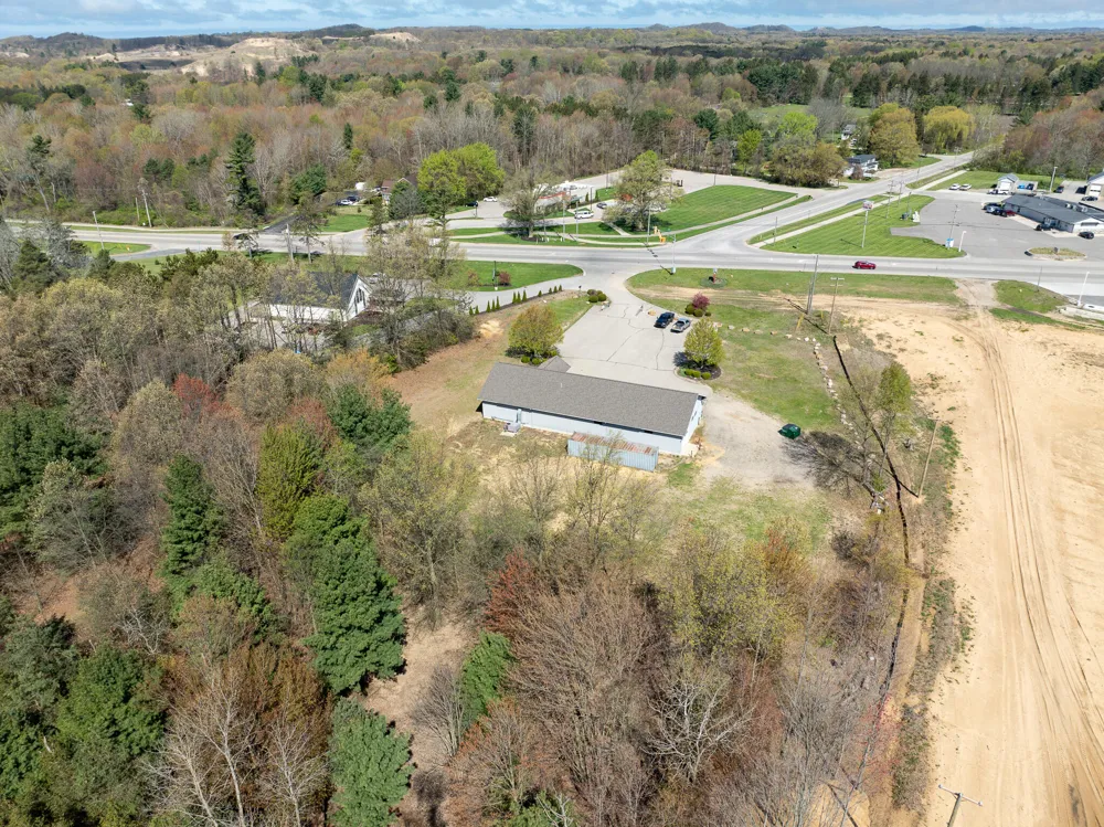 6398 Blue Star Highway Saugatuck, MI 49453