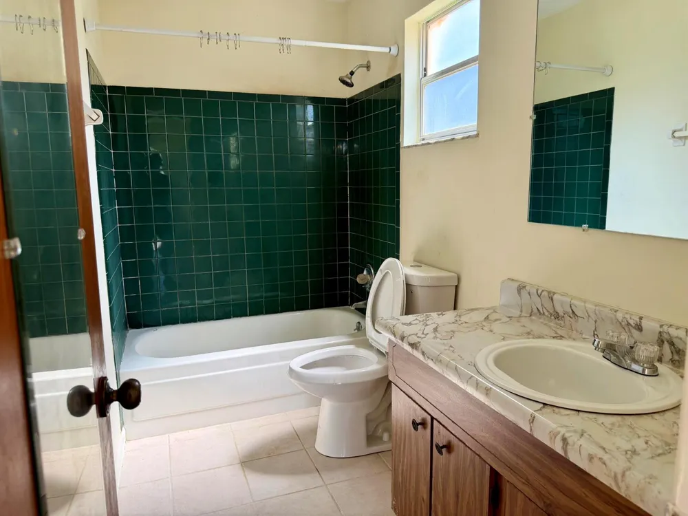 3816 SE Middle Street Stuart, FL 34997