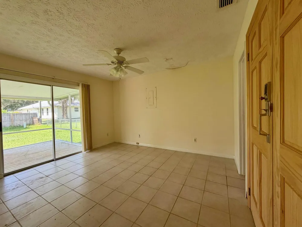 3816 SE Middle Street Stuart, FL 34997