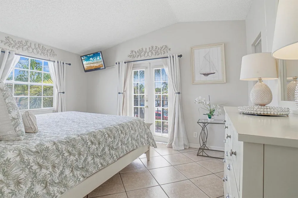 1145 Lake Shore Drive #206 Lake Park, FL 33403