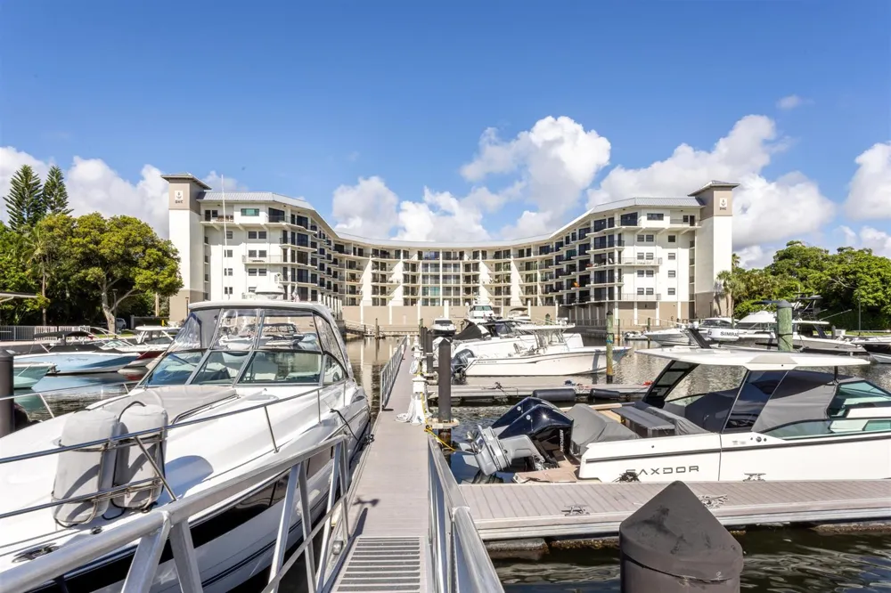 1035 S Federal Highway #Ph-11 Delray Beach, FL 33483