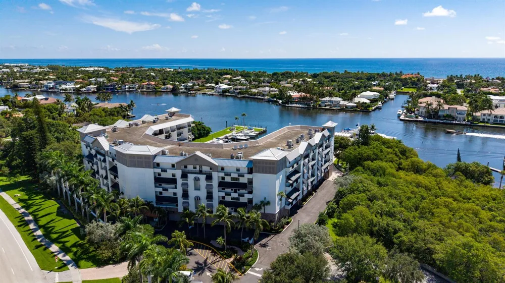 1035 S Federal Highway #Ph-11 Delray Beach, FL 33483