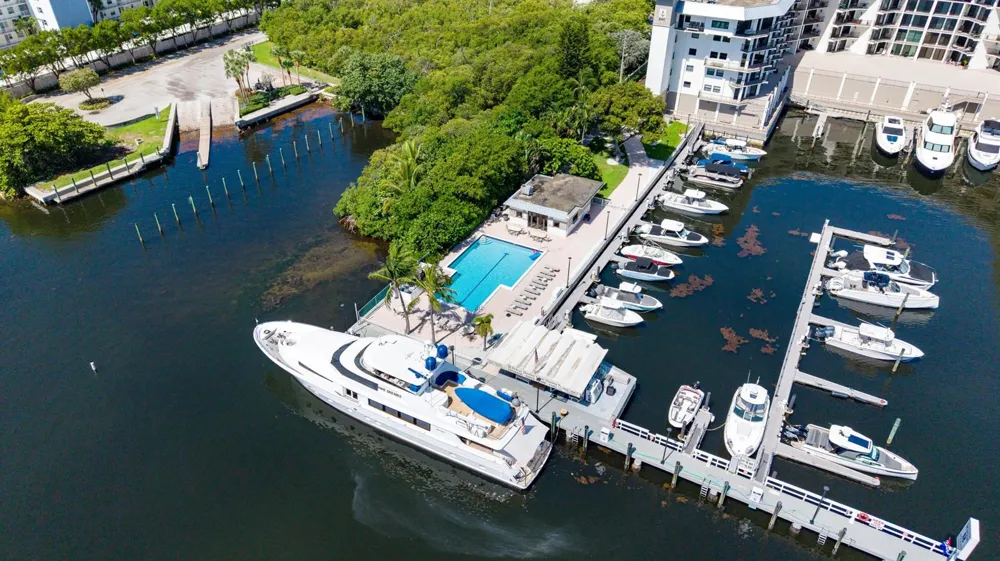 1035 S Federal Highway #Ph-11 Delray Beach, FL 33483